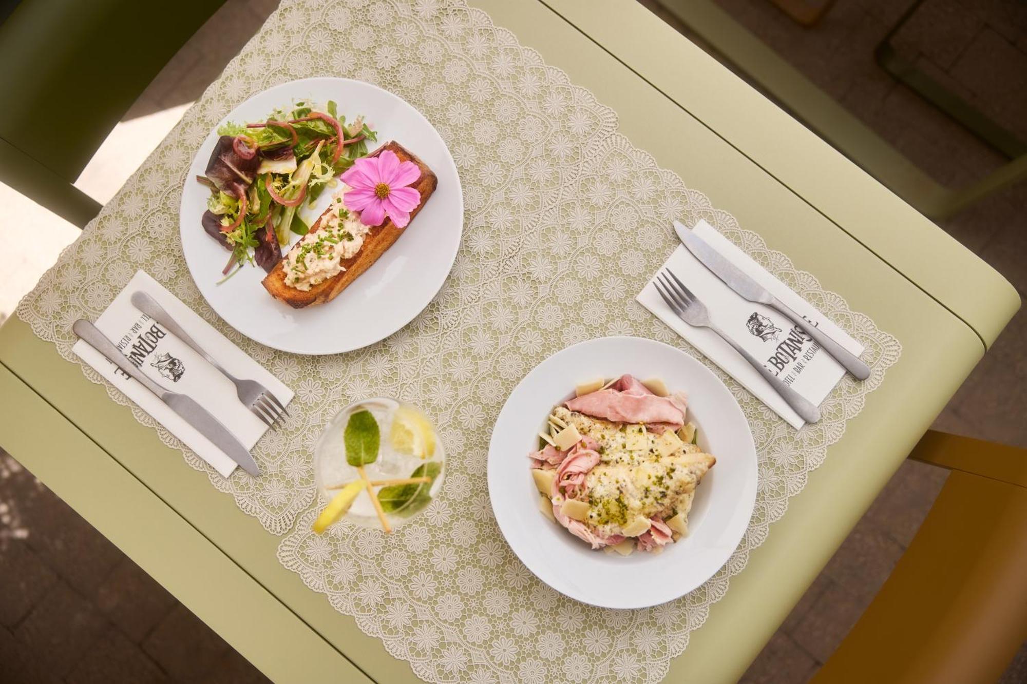 Hotel Restaurant Le Botaniste พรัตส์-เดอ-โมลโล-ลา-แพรสต์ ภายนอก รูปภาพ